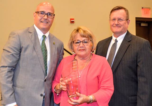 Parsons honored - Harlan Enterprise | Harlan Enterprise