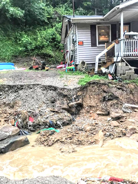 Family of 4 escapes flood - Harlan Enterprise | Harlan Enterprise