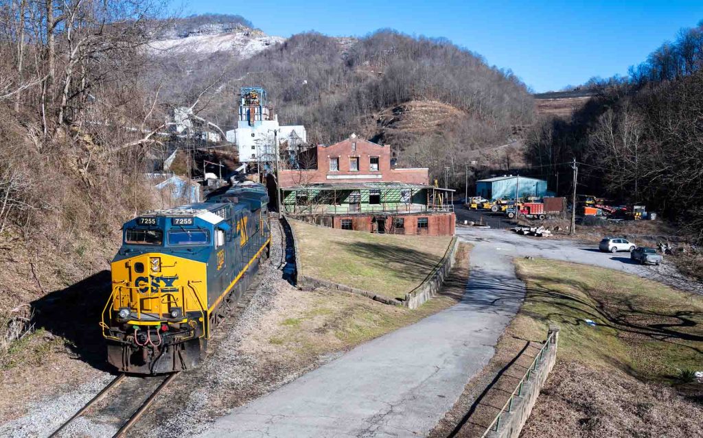How coal trains are loaded has become more efficient over time